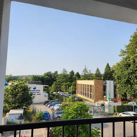централ Hotel 2*